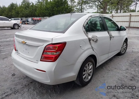 2020 Chevrolet Sonic Fwd Lt из США, поврежденный, VIN 1G1JD5SB7L4140587